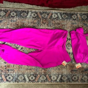 Free People Movement Living Magenta Set - size L NWT